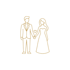 Marido y mujer antes de la boda cogiendose de la mano.